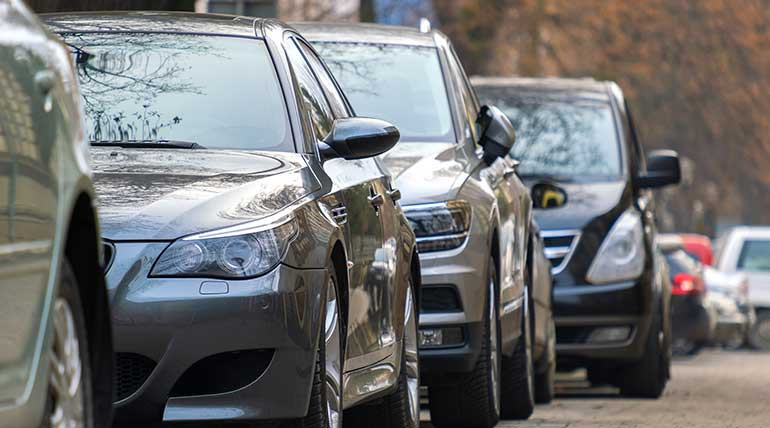 Havalimanı Transferinde Özel Şoförlü Araç Seçimi Nasıl Yapılır?