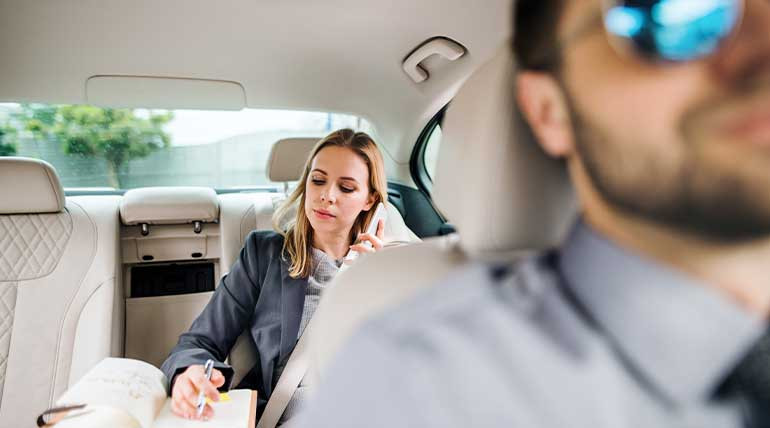 Kurumsal Transfer Hizmetleri: Şirketiniz İçin Profesyonel Çözümler