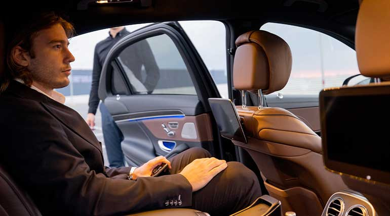 VIP Transfer Araçları Kış Mevsiminde Hangi Konforları Sunuyor?